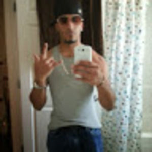 Meet your Posher, Dennis